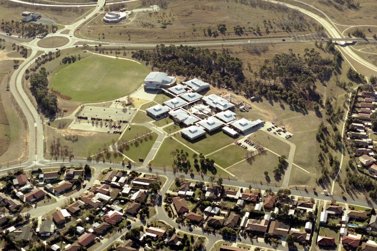 Isabella Campus, 2003